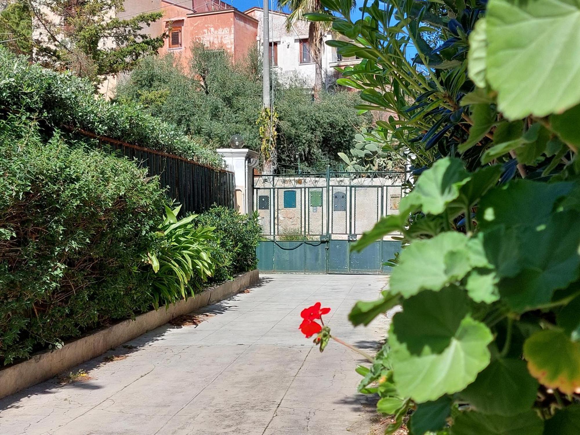 Salsedine Apartment Palermo Exterior photo